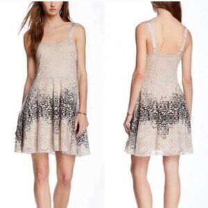 NWT Free People Velvet Lace Dress Size Small Creme/Black